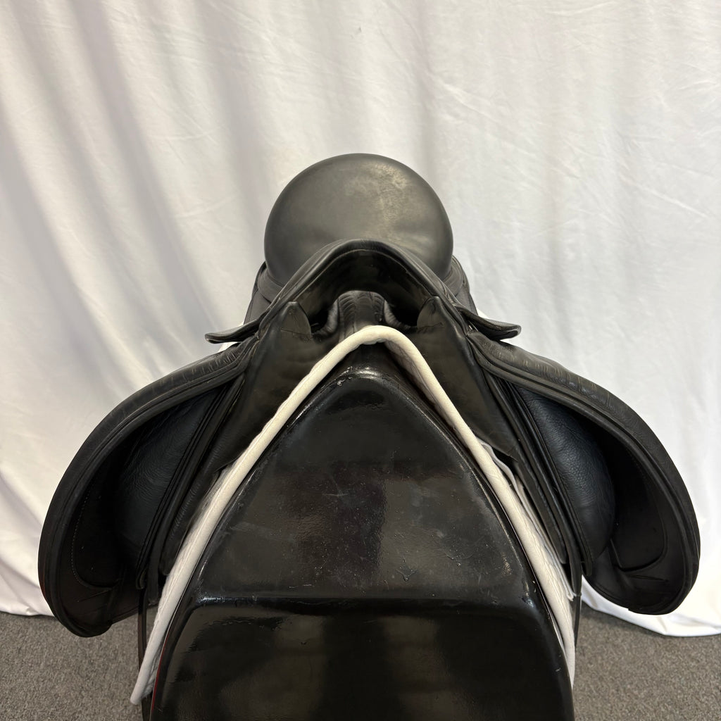 Used Schleese HK 17.5" Dressage Saddle