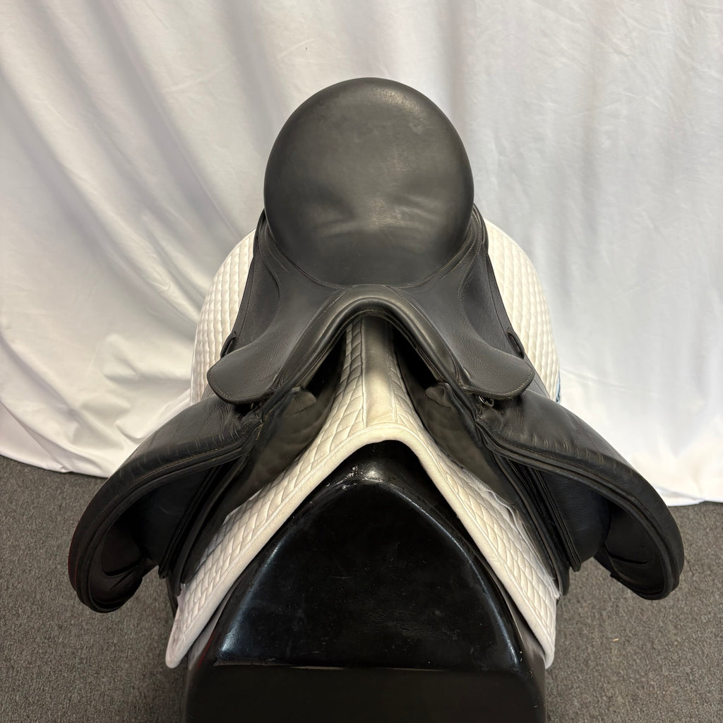 Used Schleese HK 17.5" Dressage Saddle