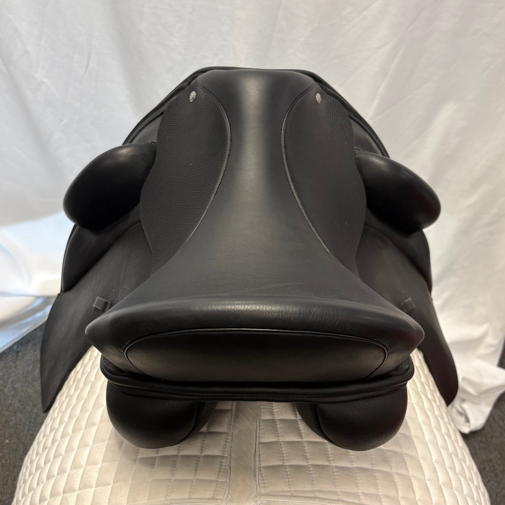 Demo Custom Wolfgang Signature Solo MKII 18" Dressage Saddle