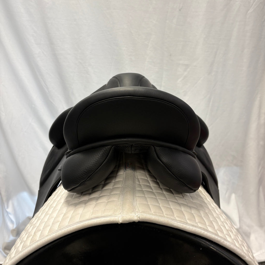 Demo Custom Signature Wolfgang Solo 17" Dressage Saddle