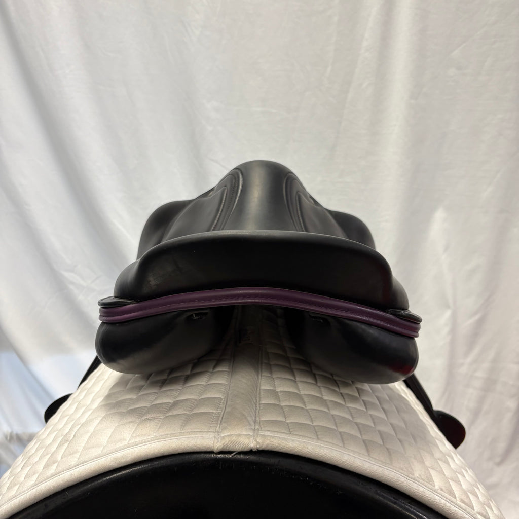 Used Amerigo HC Largo Jump Saddle 18"