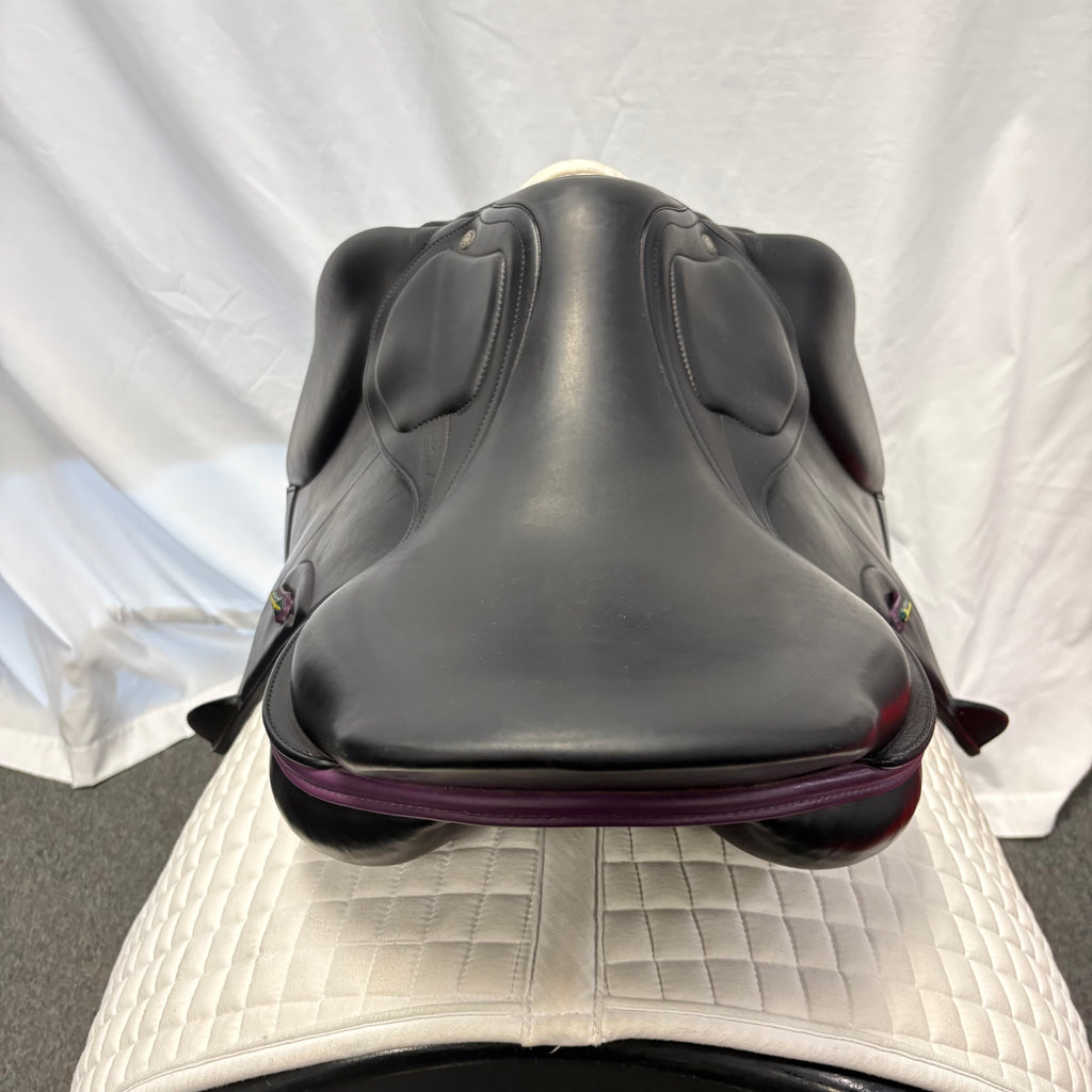 Used Amerigo HC Largo Jump Saddle 18"