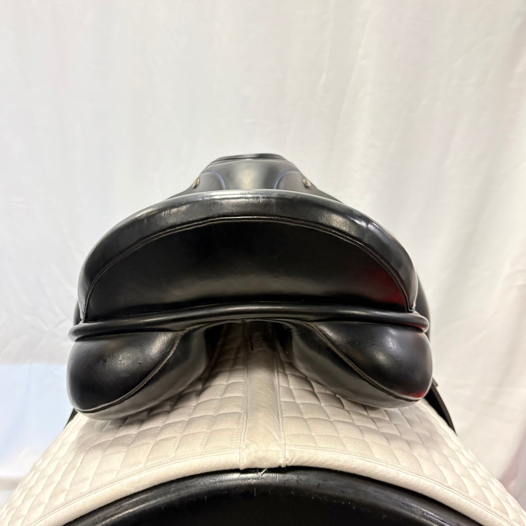HOLD:  Used Detente Isis 18" Dressage Saddle