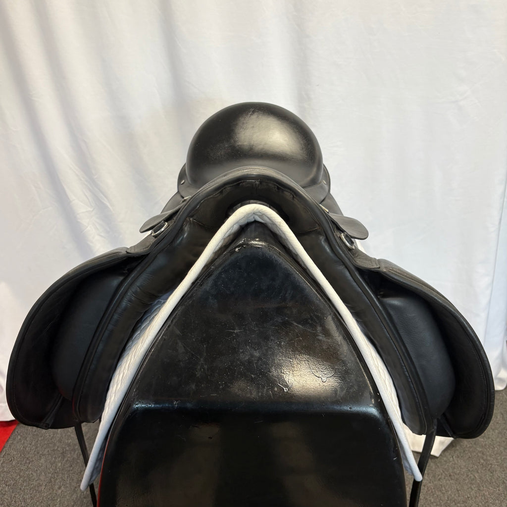 Used Anky 17.5" Dressage Saddle