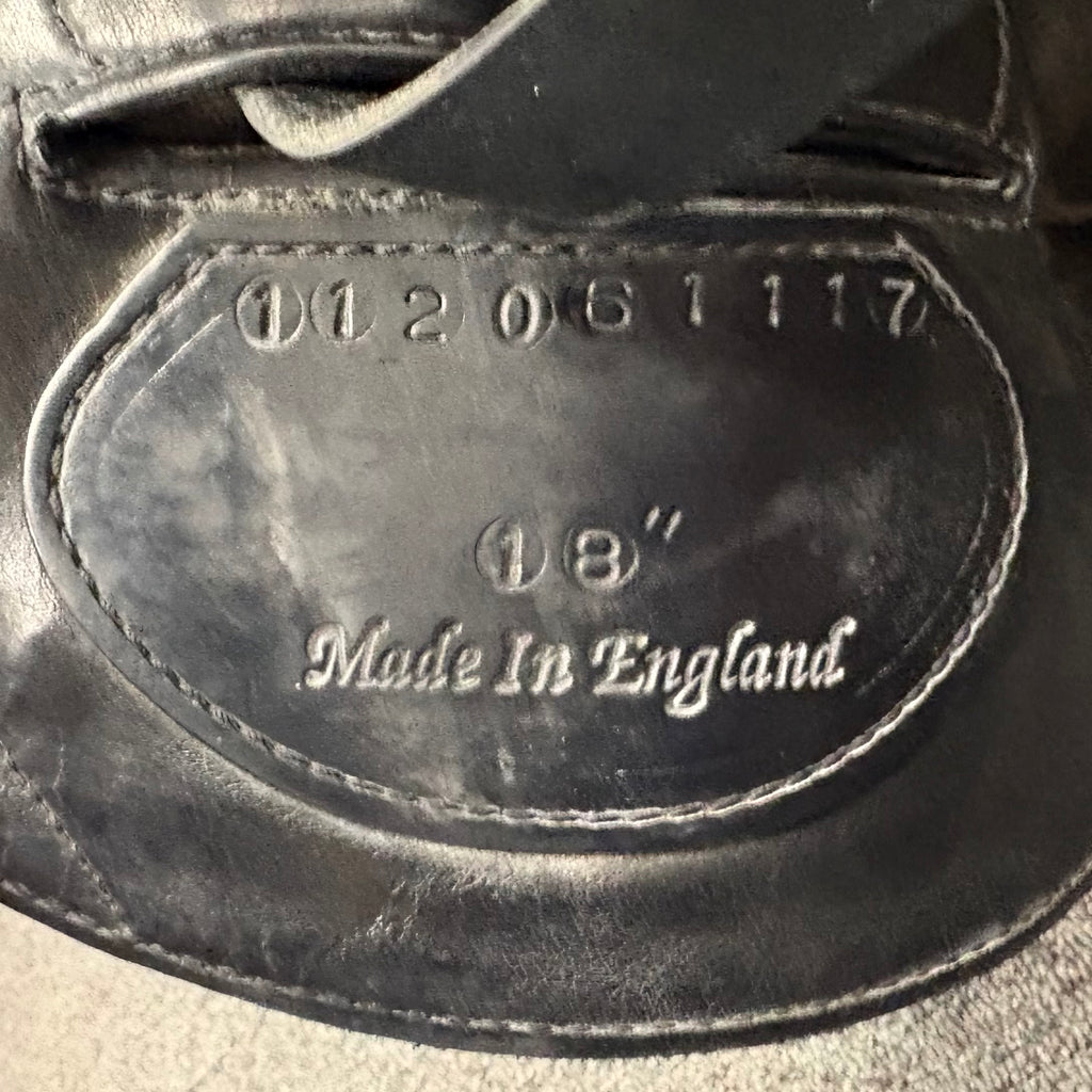 Used Veritas Eximo 18" Dressage Saddle
