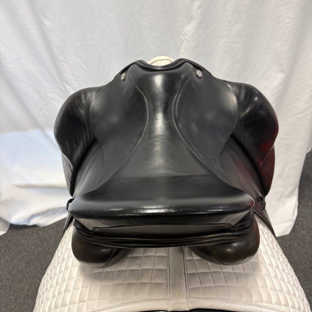 Used Albion Platinum Ultima 17.5" Dressage Saddle