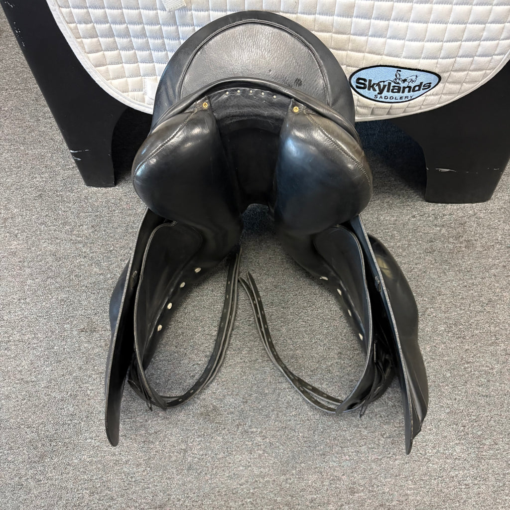 Used Albion Platinum Ultima 17.5" Dressage Saddle