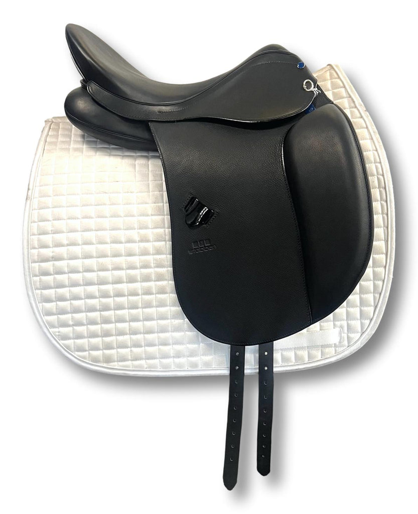 Demo Stubben 1894 With Special Upgrades 18" Dressage Saddle