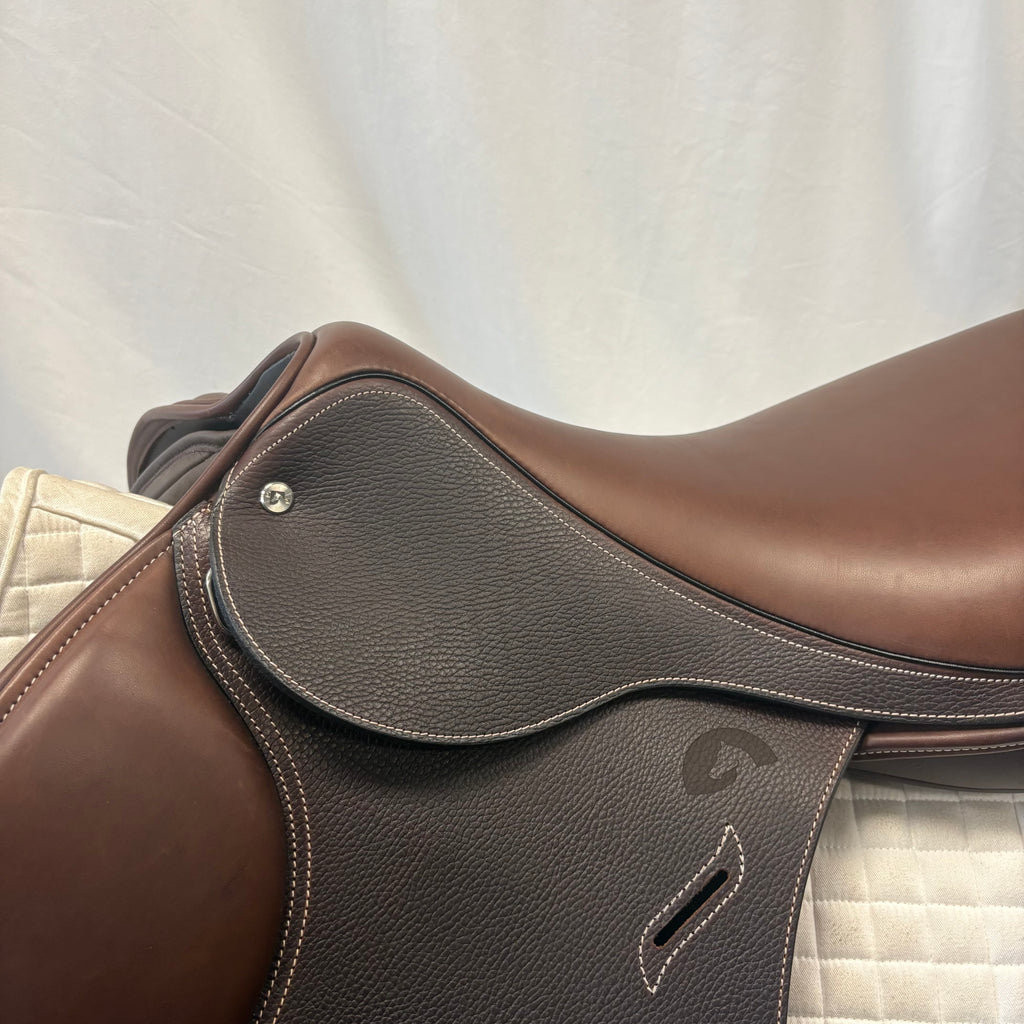 Demo Envy Pulse 17" Jump Saddle