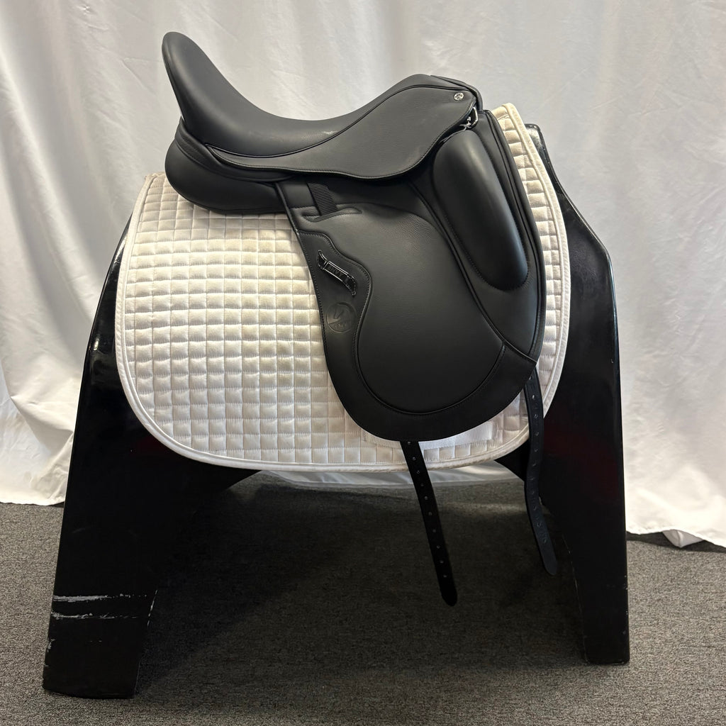 Demo Envy Aurora 17.5" Dressage Saddle