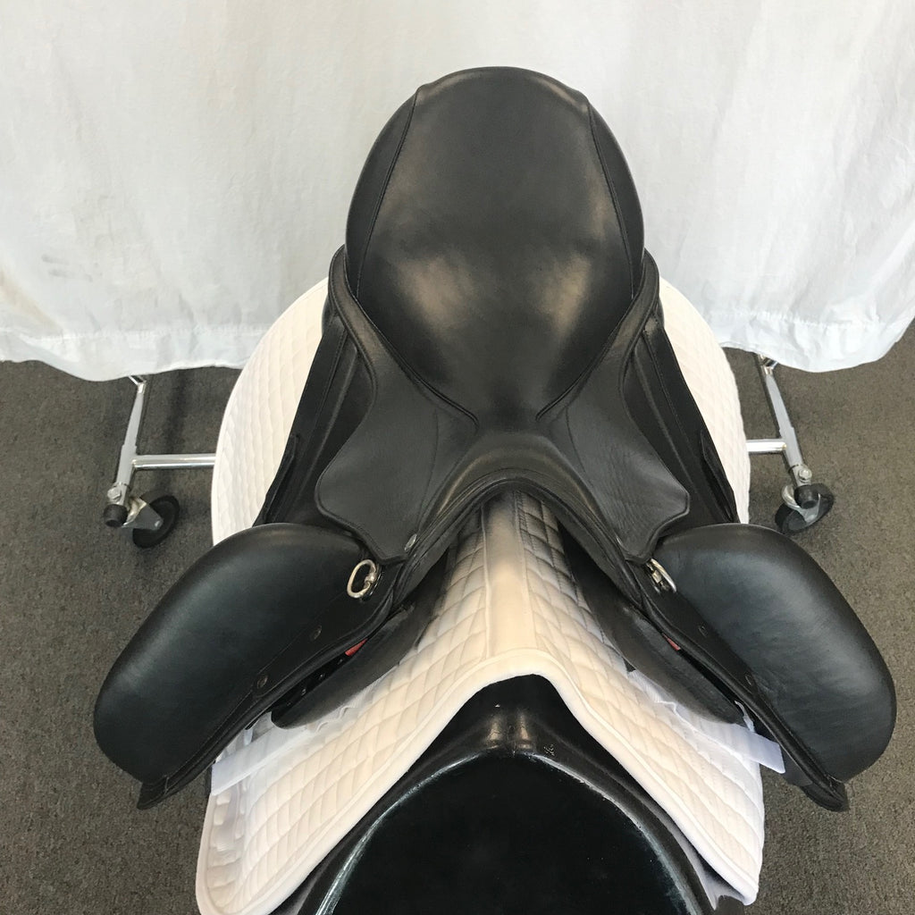 HOLD: Used Aviar Rook 1.0 - 17.5" Monoflap Dressage Saddle