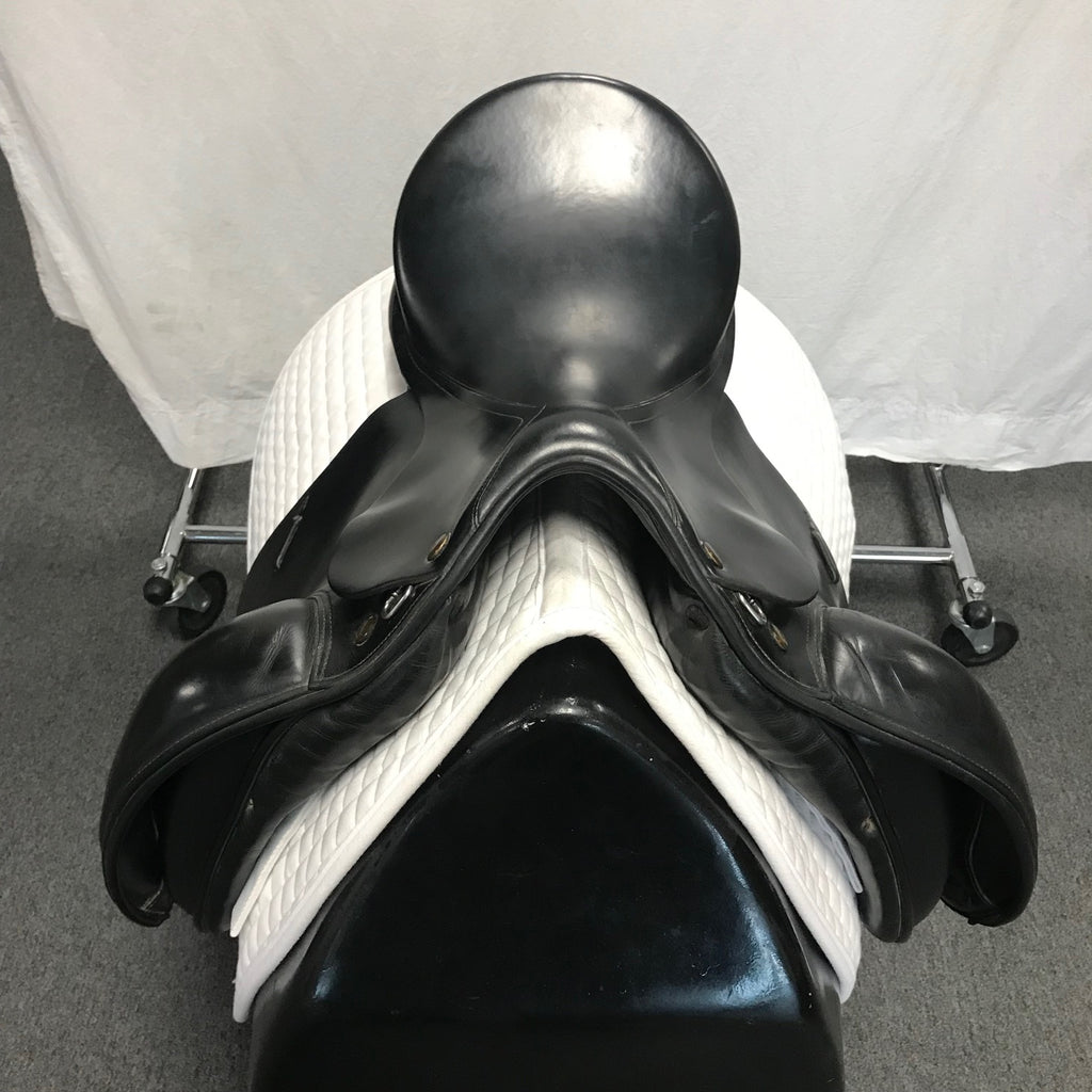 Used Prestige Top Dressage 17" Dressage Saddle