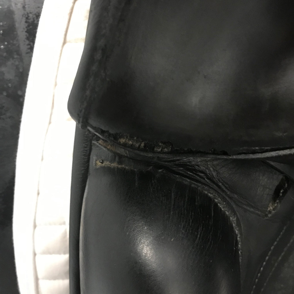 HOLD:  Used Custom Saddlery Steffen's Advantage 17.5" Dressage Saddle
