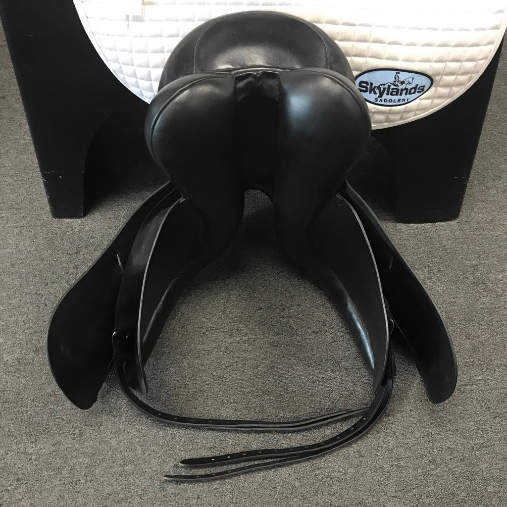HOLD:  Used Custom Saddlery Steffen's Advantage 17.5" Dressage Saddle