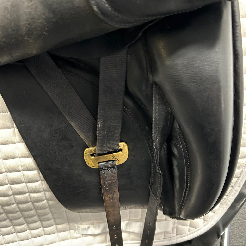 Used Black Country Eloquence 18" Dressage Saddle
