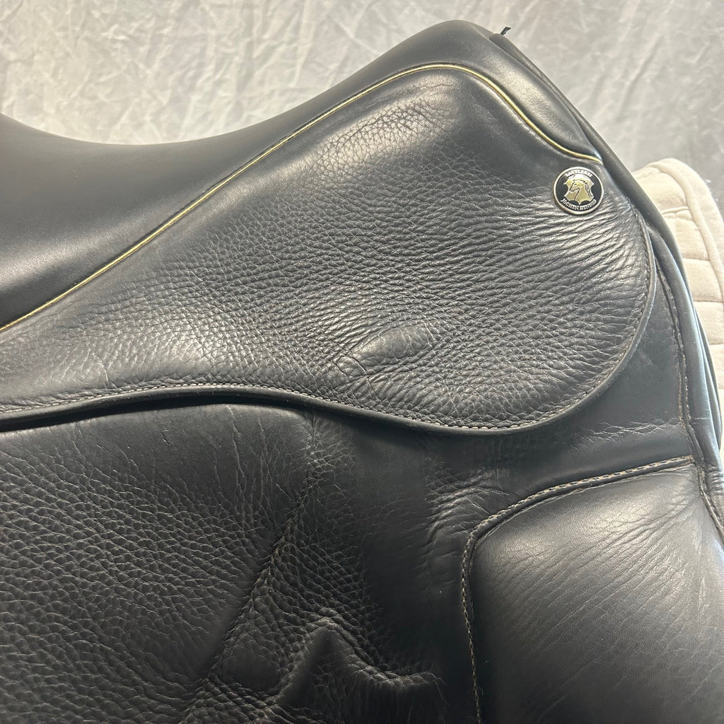 HOLD:  Used Hennig Sofa 17" Dressage Saddle