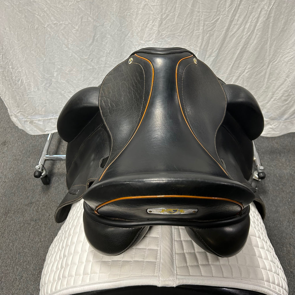 Used N2 Vantaggio 18.5" Dressage Saddle