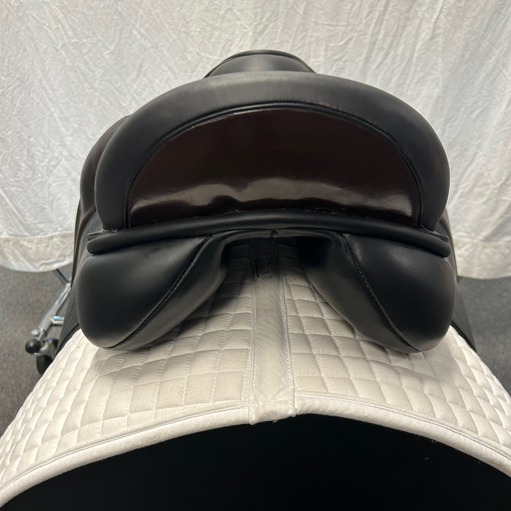 Used Hulsebos WB4 17" Dressage Saddle