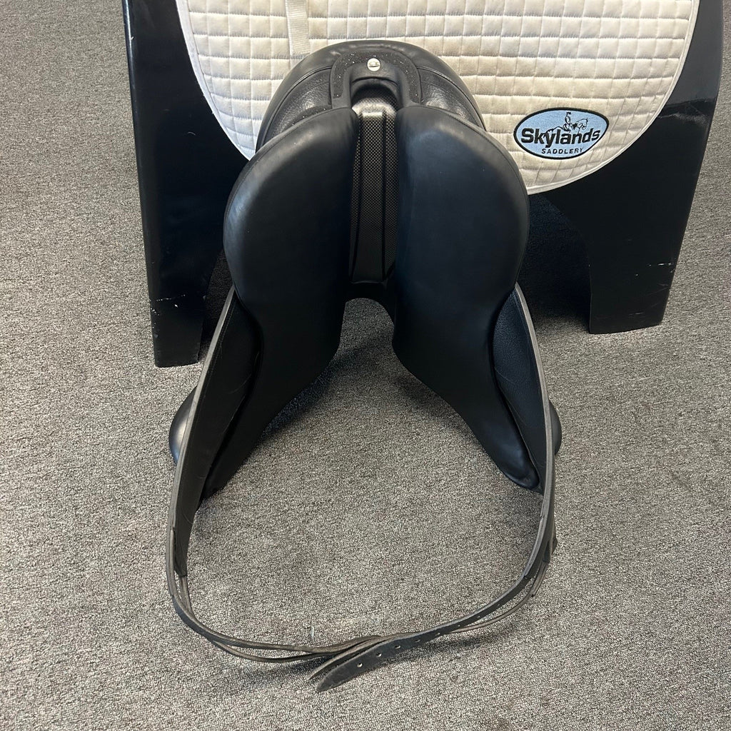 HOLD:  Used Devoucoux Makila Harmonie 18" Monoflap Dressage Saddle