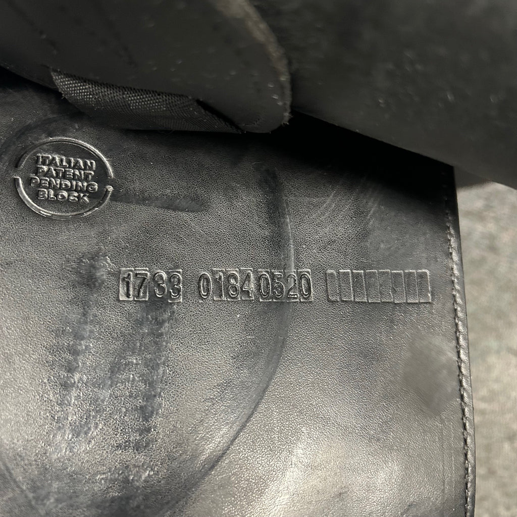 Used Prestige Philosophy 17" Dressage Saddle
