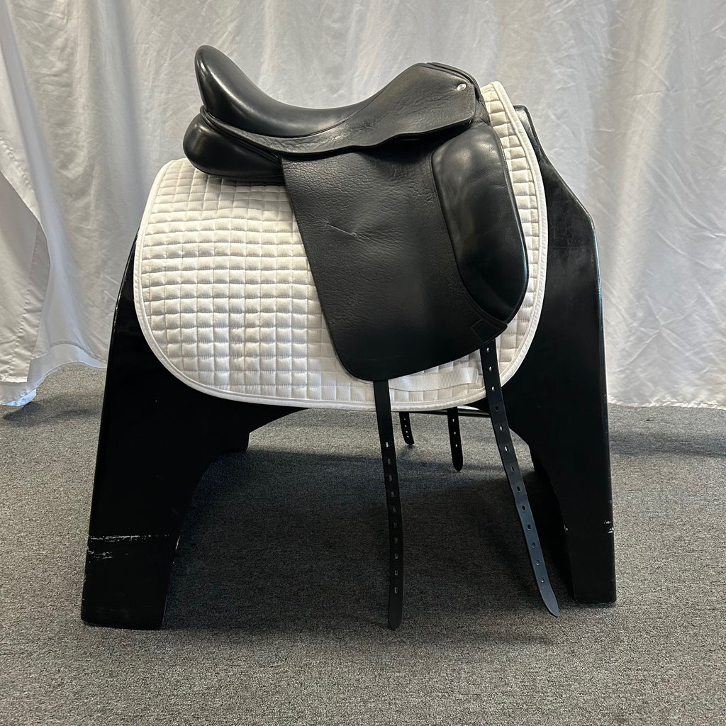 HOLD:  Used Custom Advantage 17" Dressage Saddle