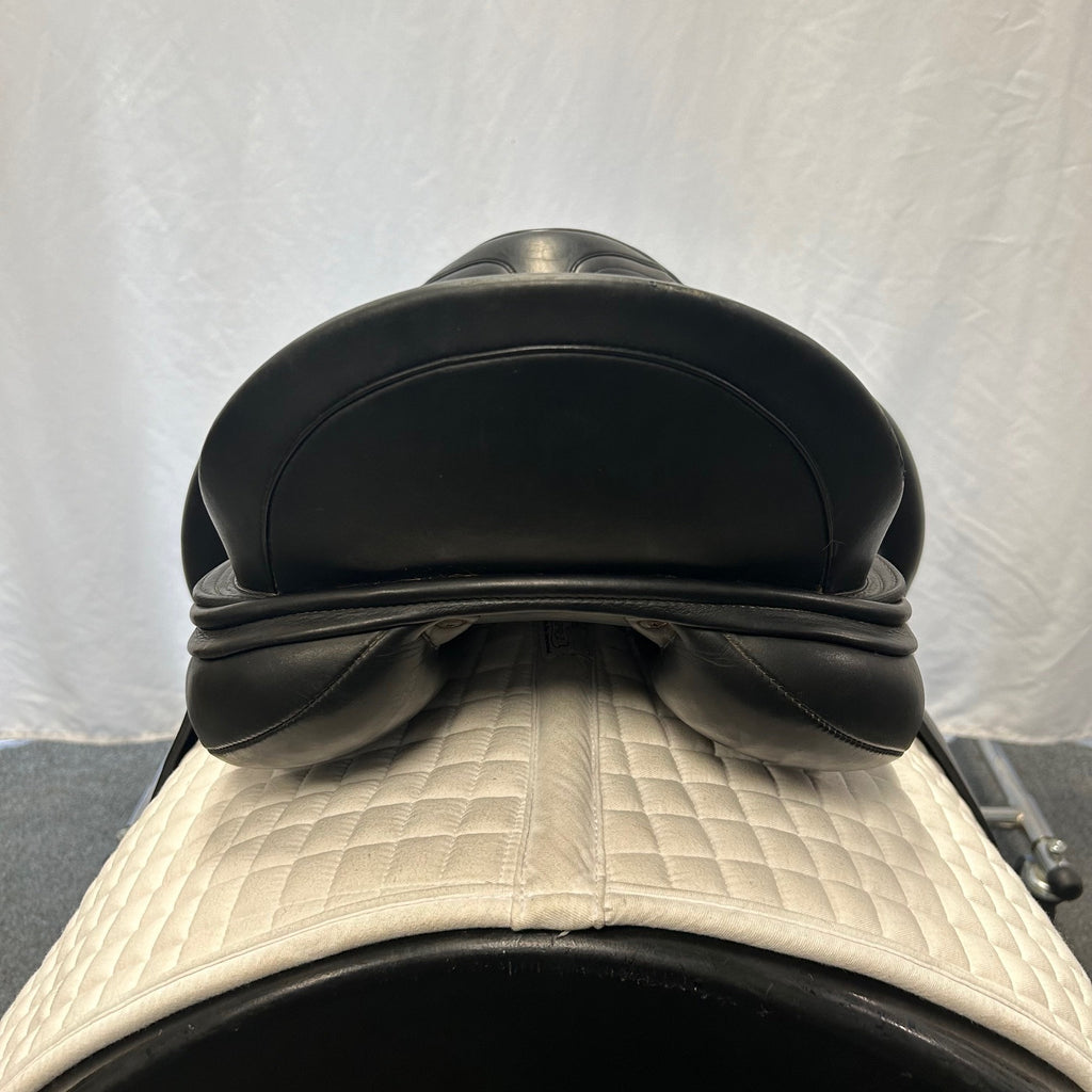 HOLD:  Used Schleese Obrigado 17.5" Dressage Saddle