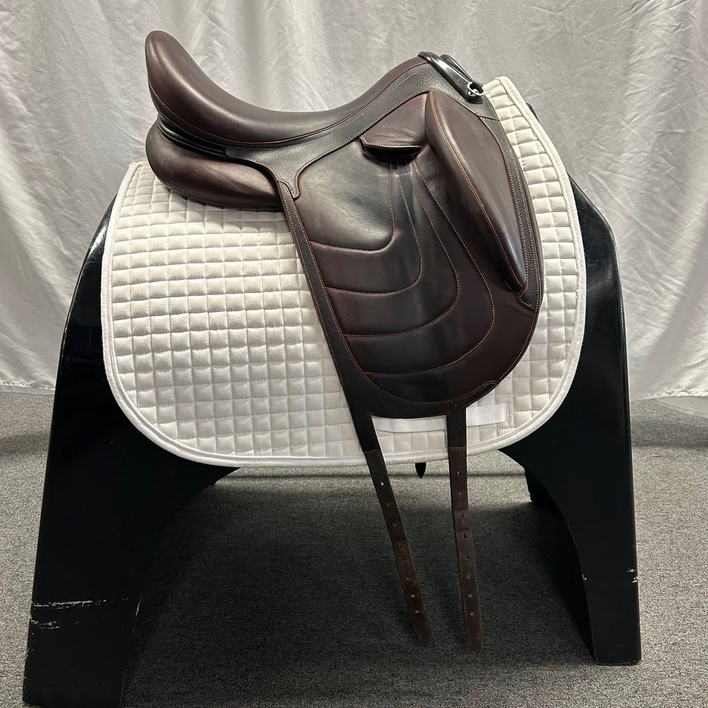 Used Devoucoux Makila Harmonie 18" Monoflap Dressage Saddle