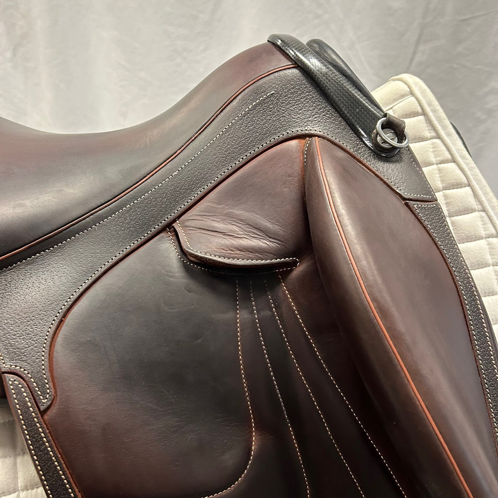 Used Devoucoux Makila Harmonie 18" Monoflap Dressage Saddle
