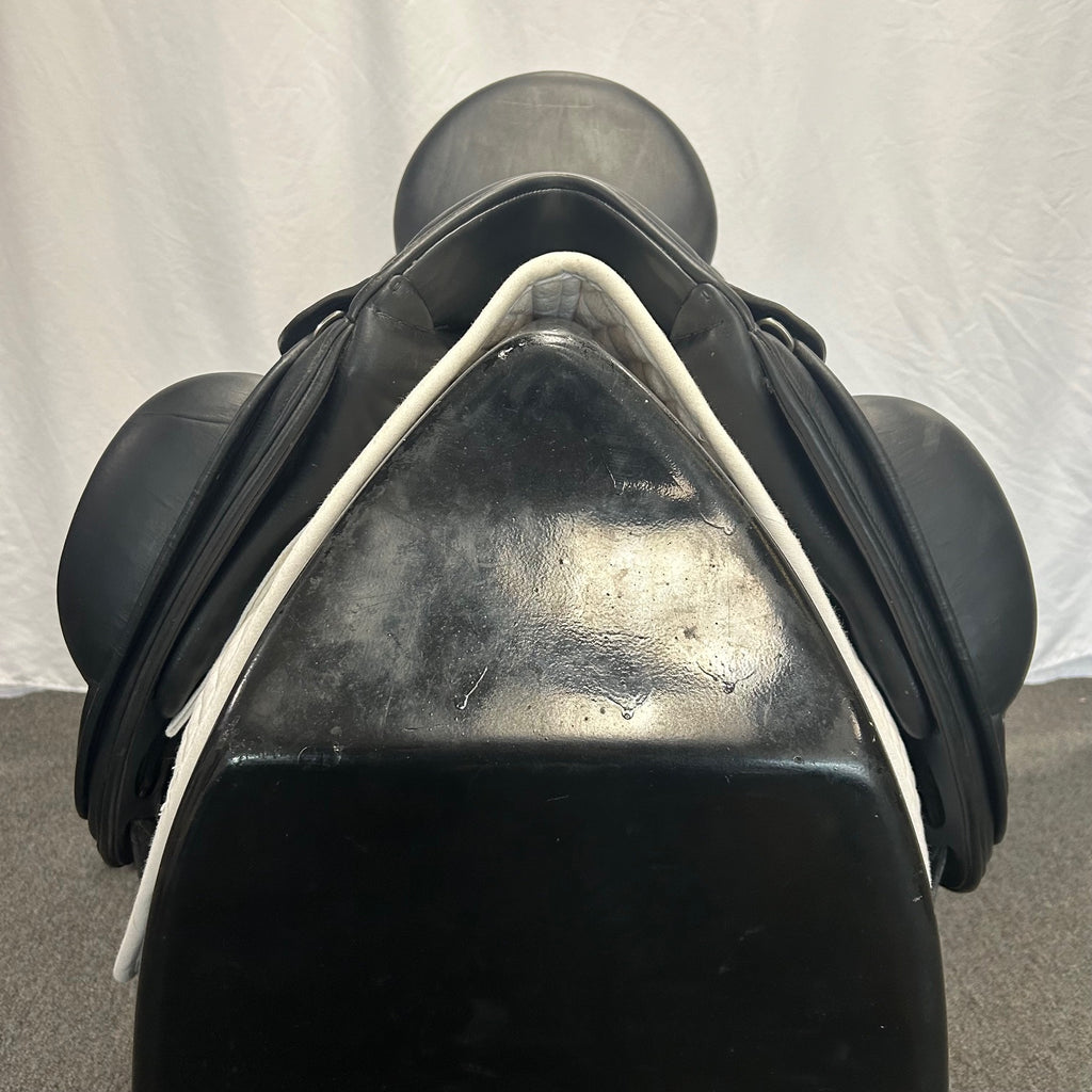 HOLD:  Used Schleese Obrigado 17.5" Dressage Saddle