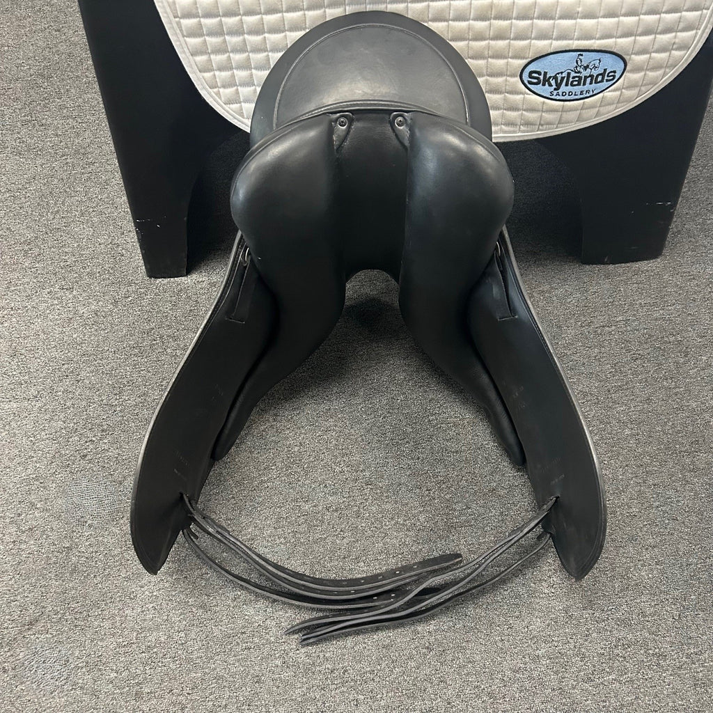 HOLD:  Used Schleese Obrigado 17.5" Dressage Saddle