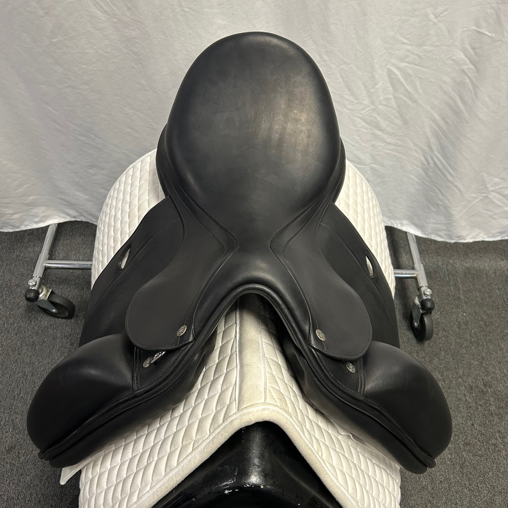 HOLD:  Used Equipe Emporio 17.5" Monoflap Dressage Saddle