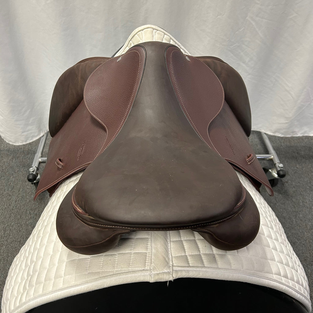 Used Devoucoux Biarritz S 17.5" Jump Saddle