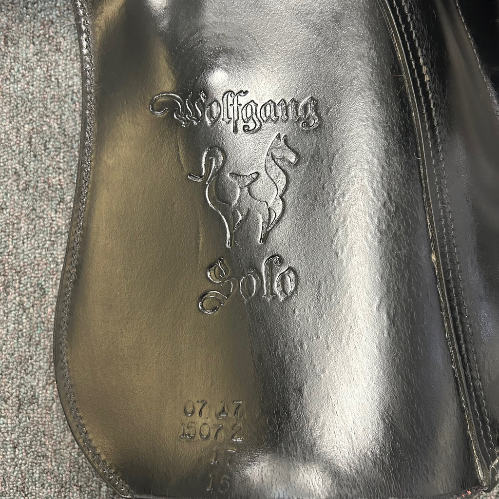Used Custom Wolfgang Solo MKII 17" Dressage Saddle