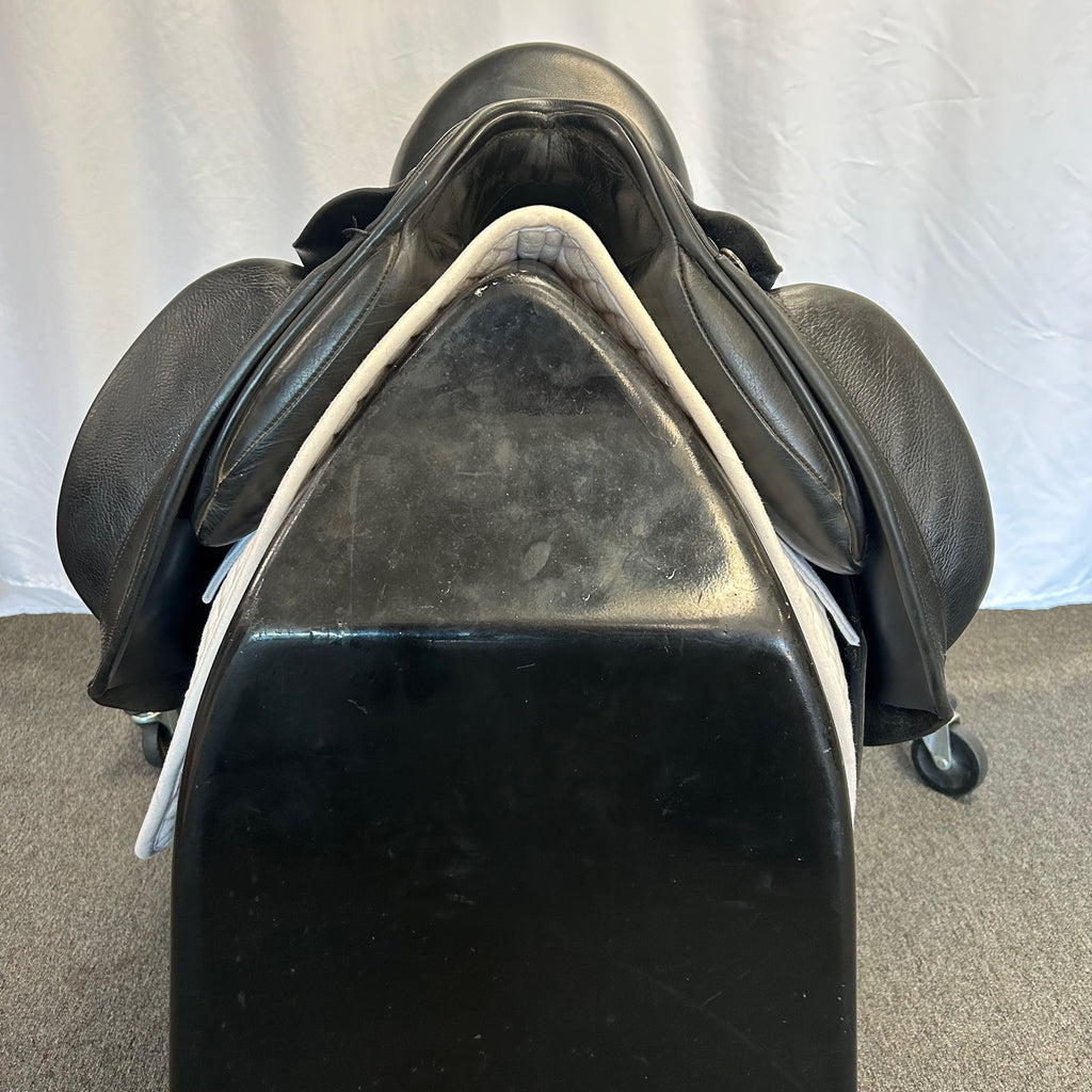 HOLD:  Used Dresch 18" Dressage Saddle