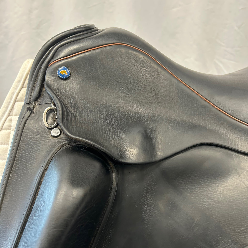 HOLD:  Used Dresch 18" Dressage Saddle