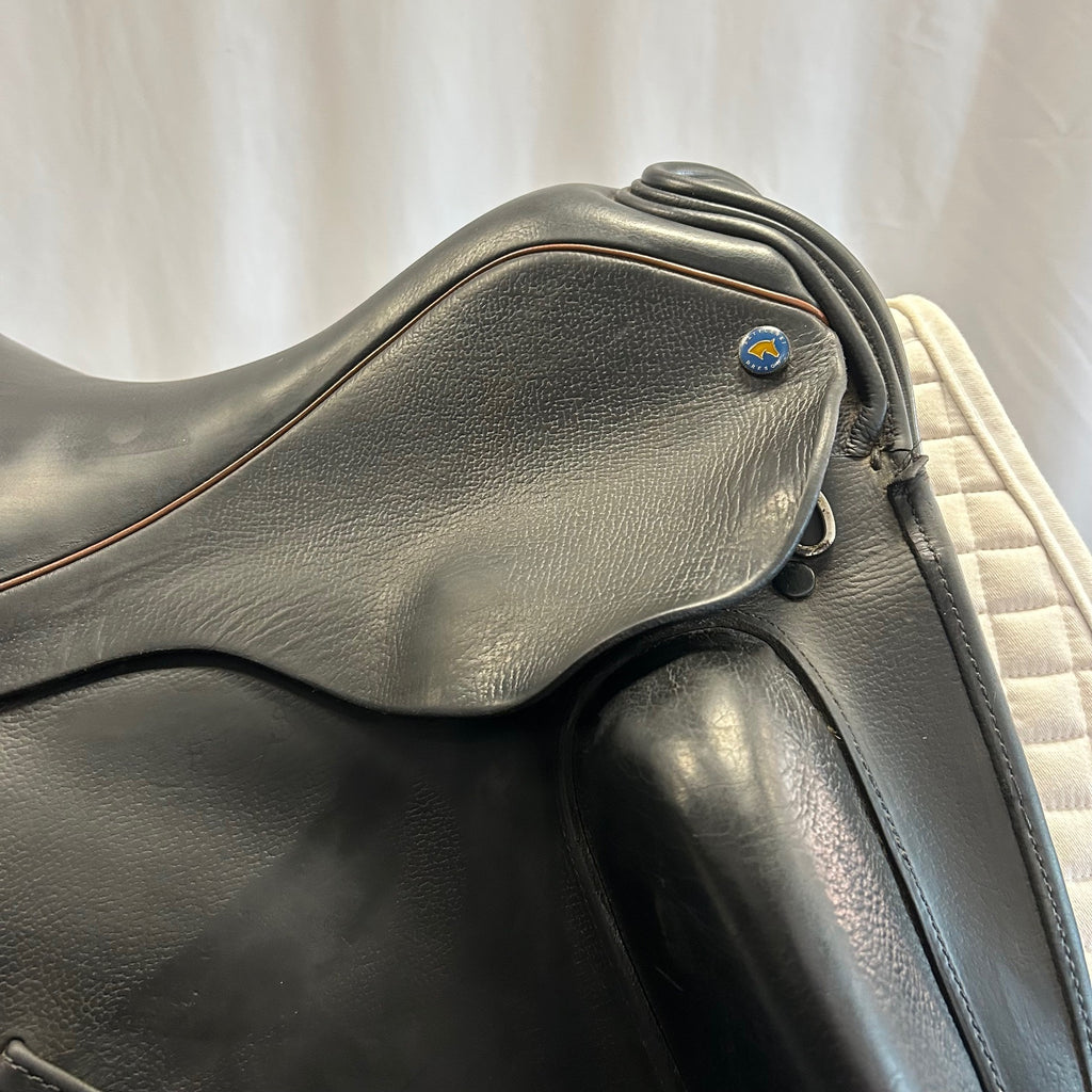 HOLD:  Used Dresch 18" Dressage Saddle