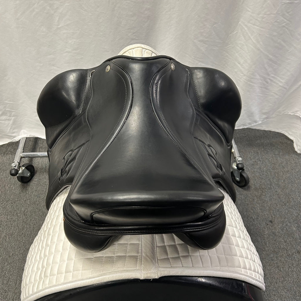Used MacRider Challenge 17.5" Dressage Saddle