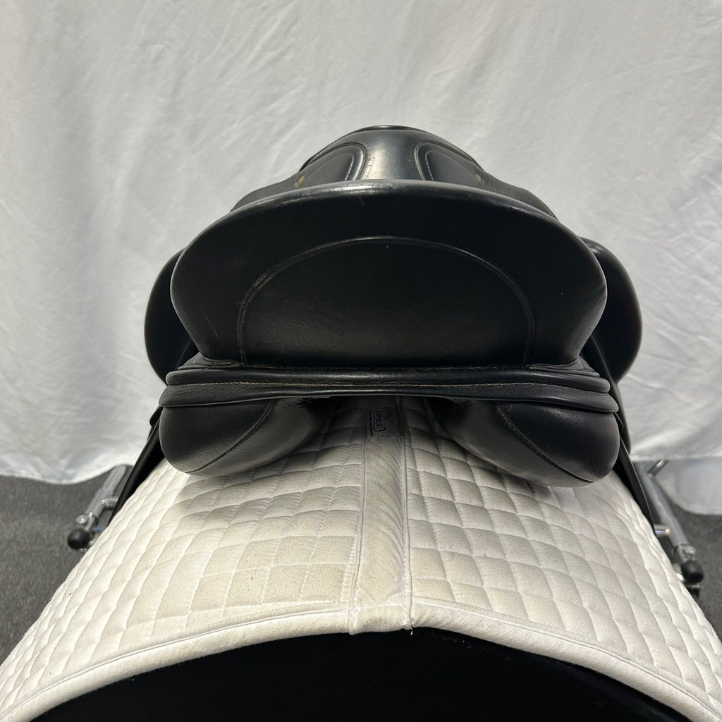 HOLD:  Used Schleese Obrigado 17.5" Dressage Saddle