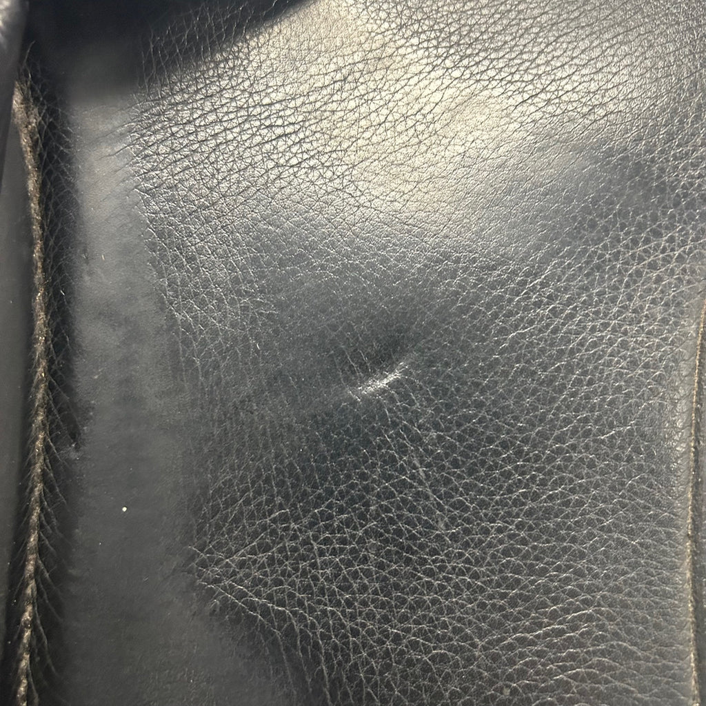 HOLD:  Used Schleese Obrigado 17.5" Dressage Saddle