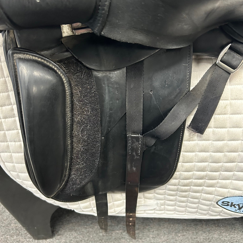 HOLD:  Used Schleese HK 18" Dressage Saddle