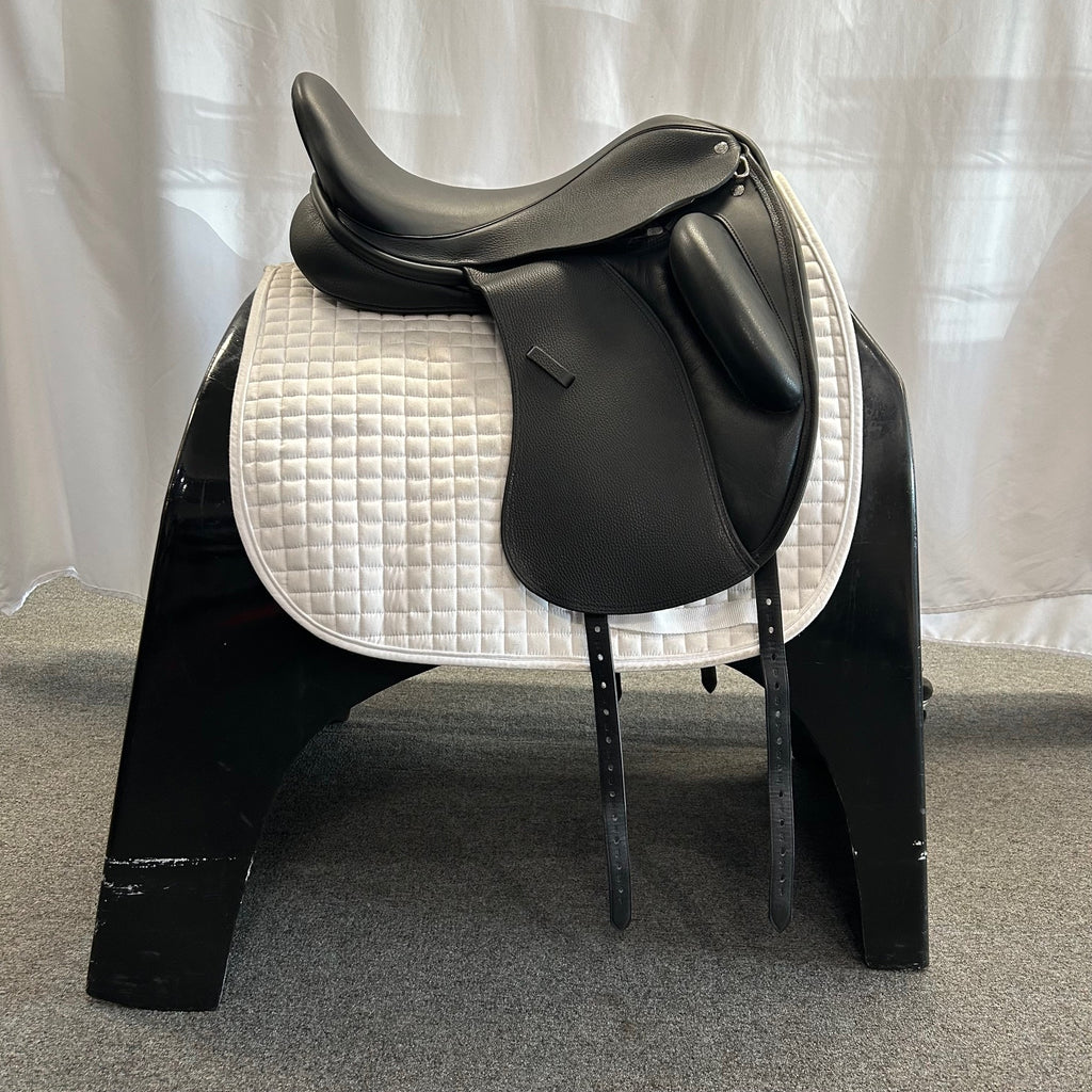 HOLD:  Demo Custom Wolfgang Signature Solo MKII 18" Dressage Saddle