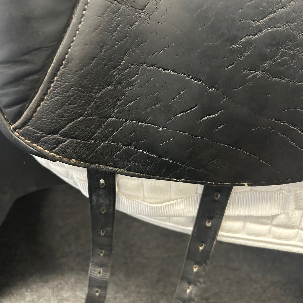 Used Custom Icon Flight 17" Monoflap Dressage Saddle