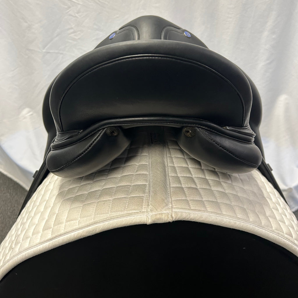Used Dynamic 17.5" Monoflap Dressage Saddle