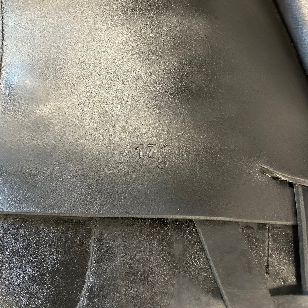 Used Dynamic 17.5" Monoflap Dressage Saddle