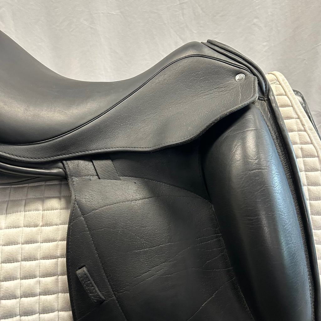 Used Custom Icon Flight 17" Monoflap Dressage Saddle