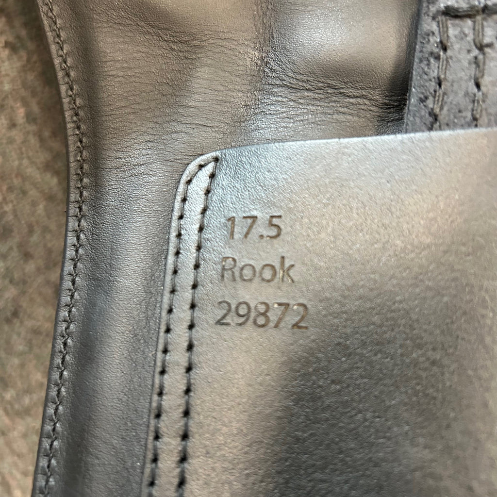 Used Aviar Rook 1.0 - 17.5" Monoflap Dressage Saddle