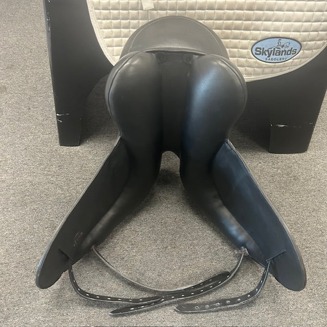 Demo Envy Aurora 17.5" Dressage Saddle