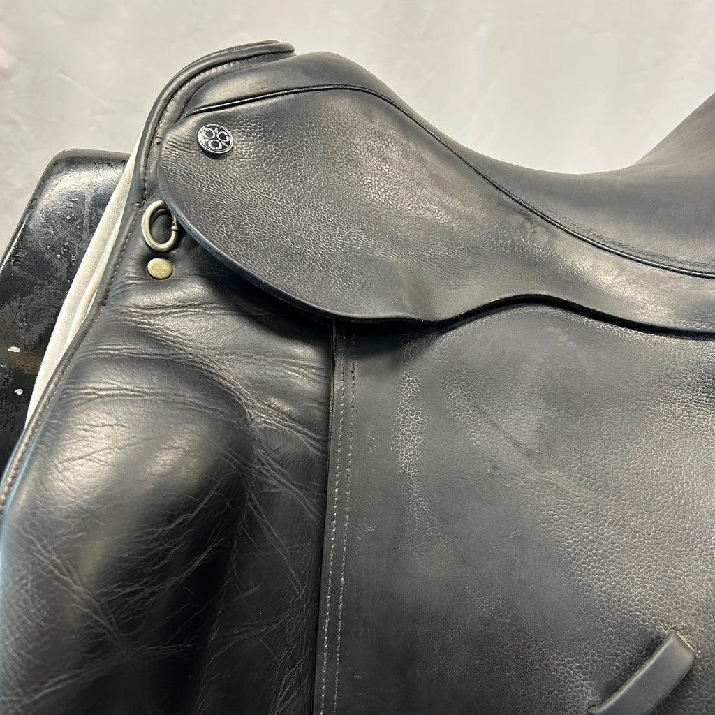 Used Trilogy Verago Elite 18" Dressage Saddle