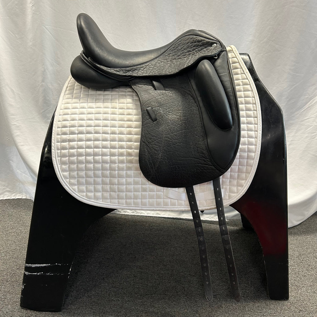 Used Custom Saddlery Wolfgang Omni Monoflap 17.5" Dressage Saddle
