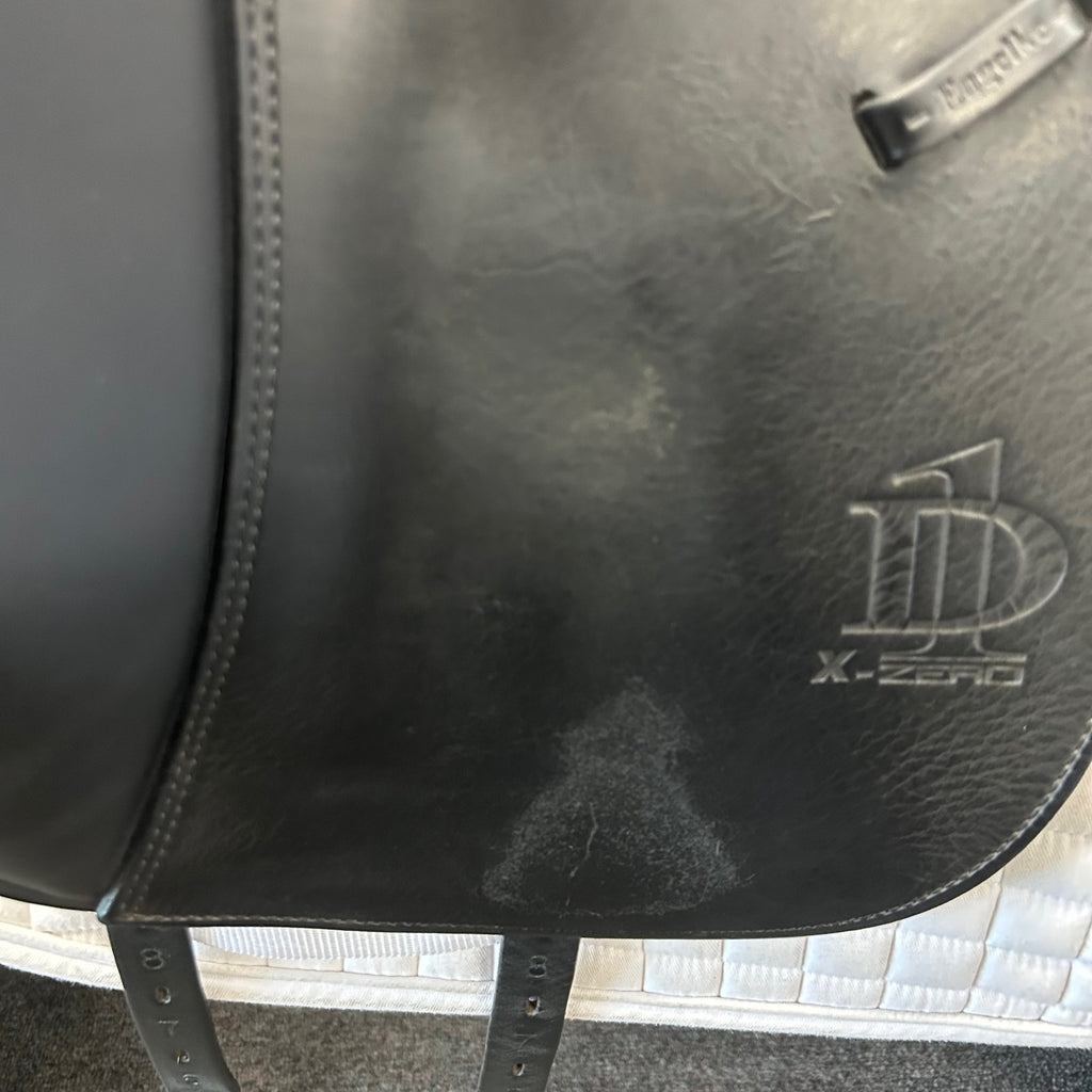 Used Prestige X D1-K Zero 17" Dressage Saddle